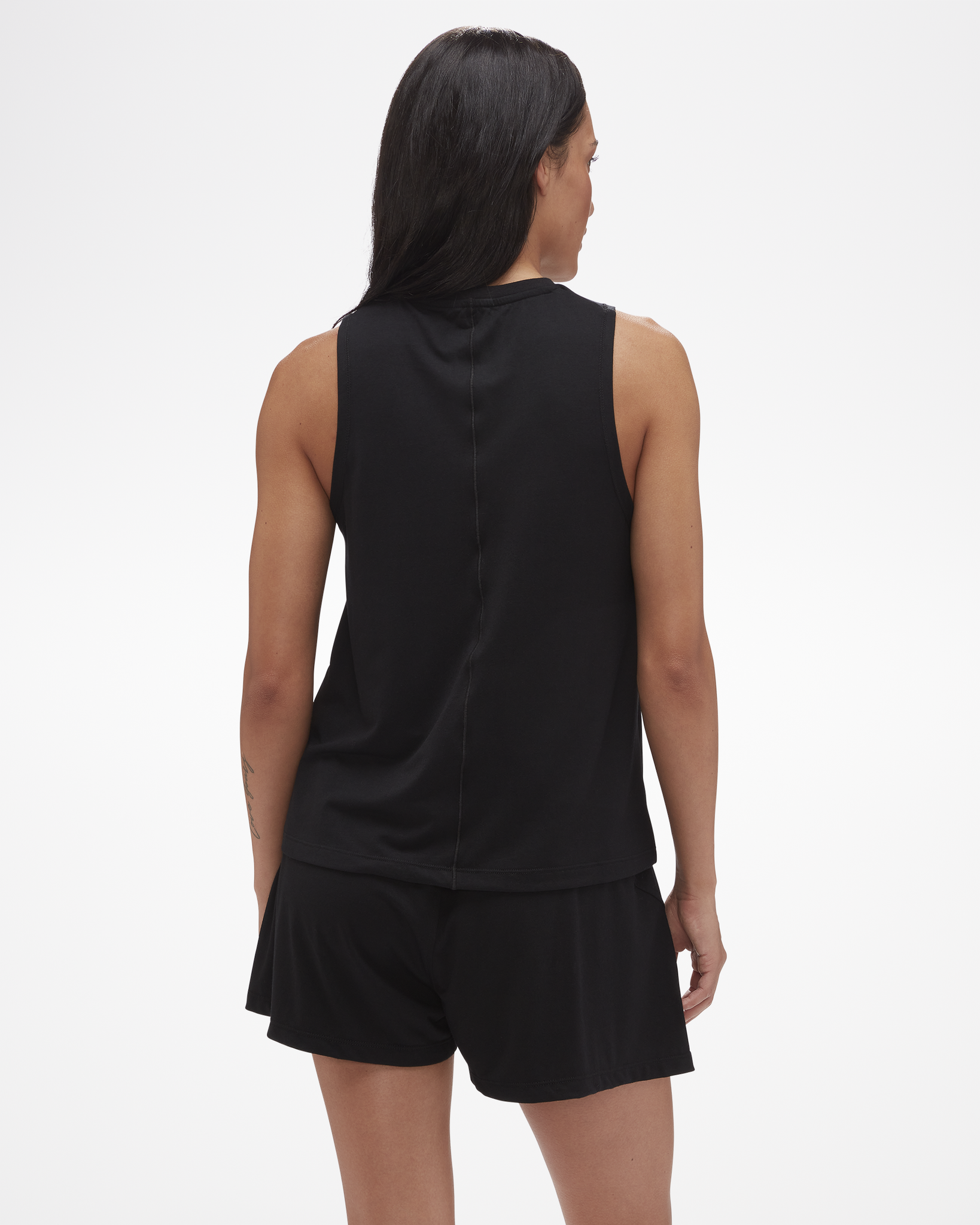 Women's Meadows Essential Tank in Black Color