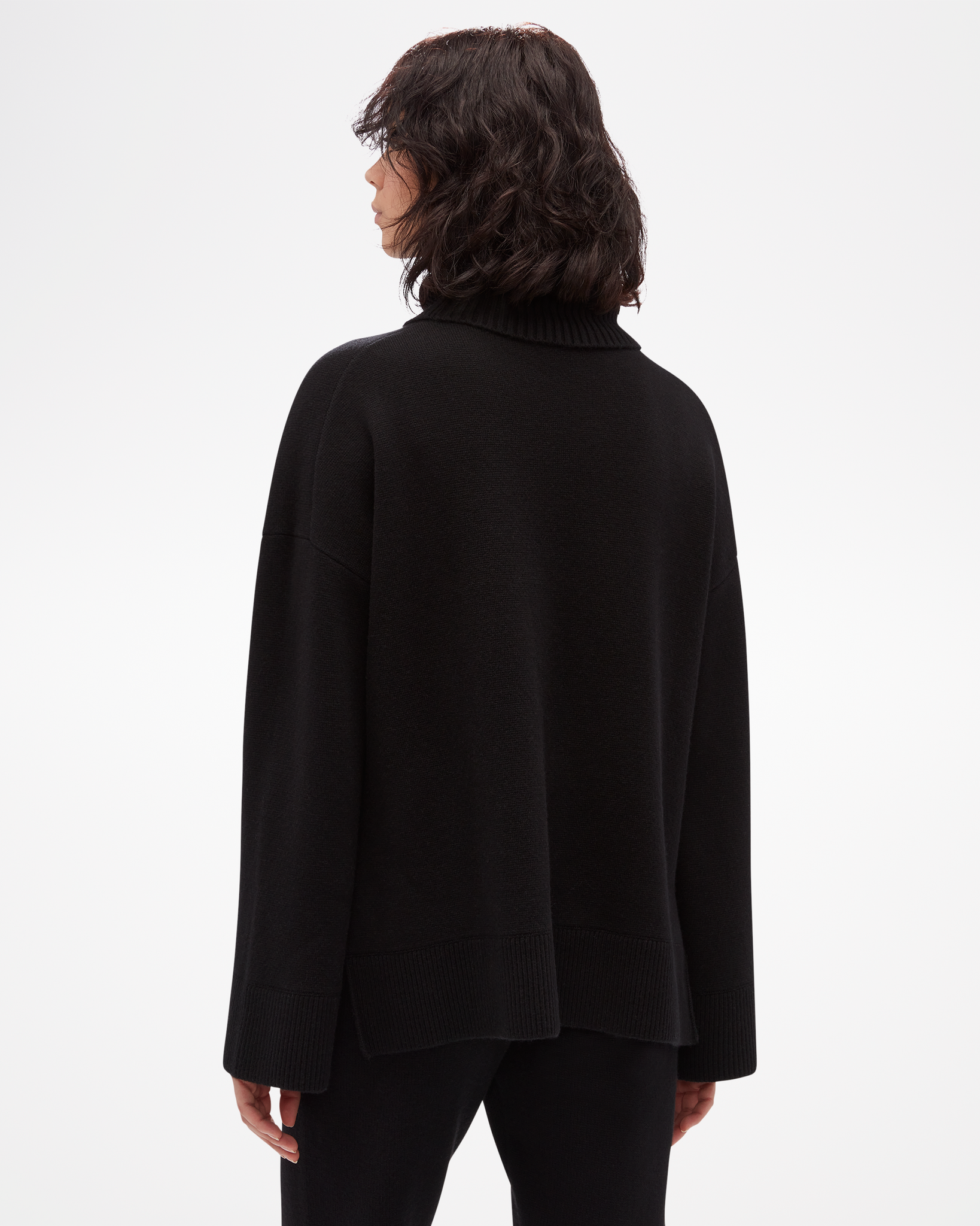 Cashmere Turtleneck Long-Sleeve Sweater